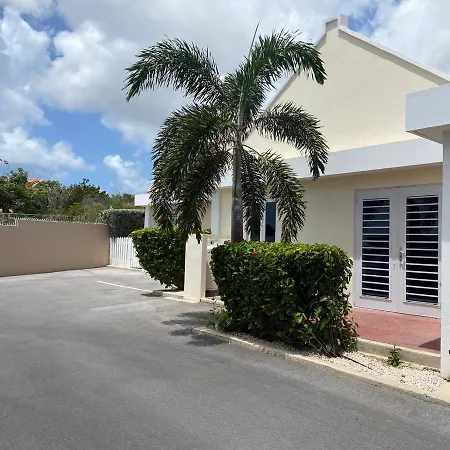 Casa Luna - Met 5 Min In Jan Thiel Of Mambo! Villa